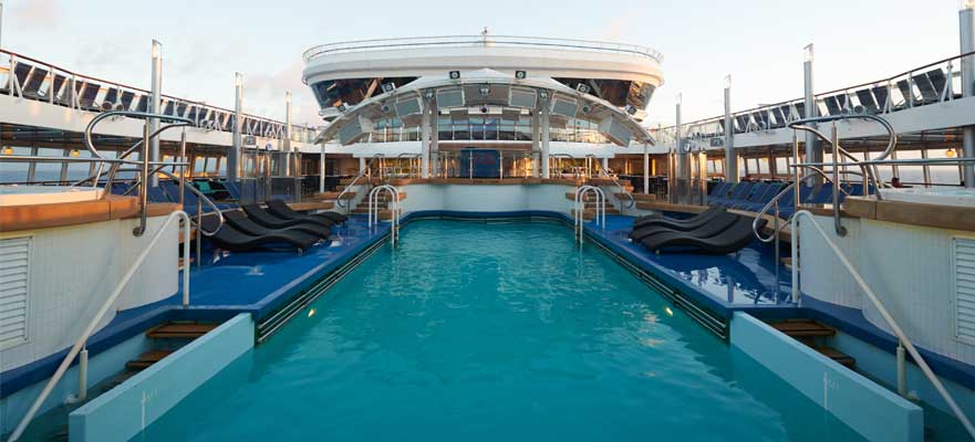 NCL Dawn the Oasis pool.jpg